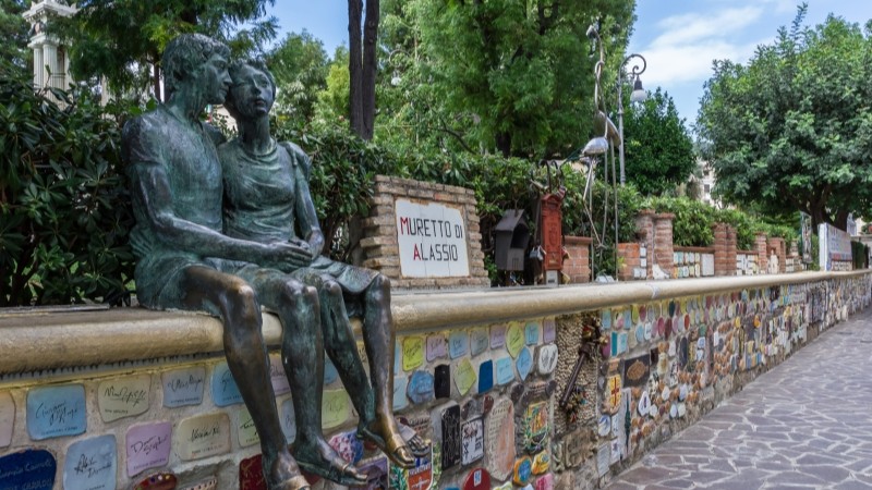 Udflugt 4: Finalborgo, Albenga og Alassio (inkl. frokost) �